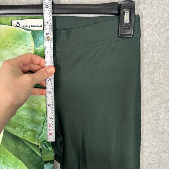 57 Peaks Leggings Small Green‎ Succulent Yoga Performance 7/8 Soft Butter $98 - Picture 5 of 9